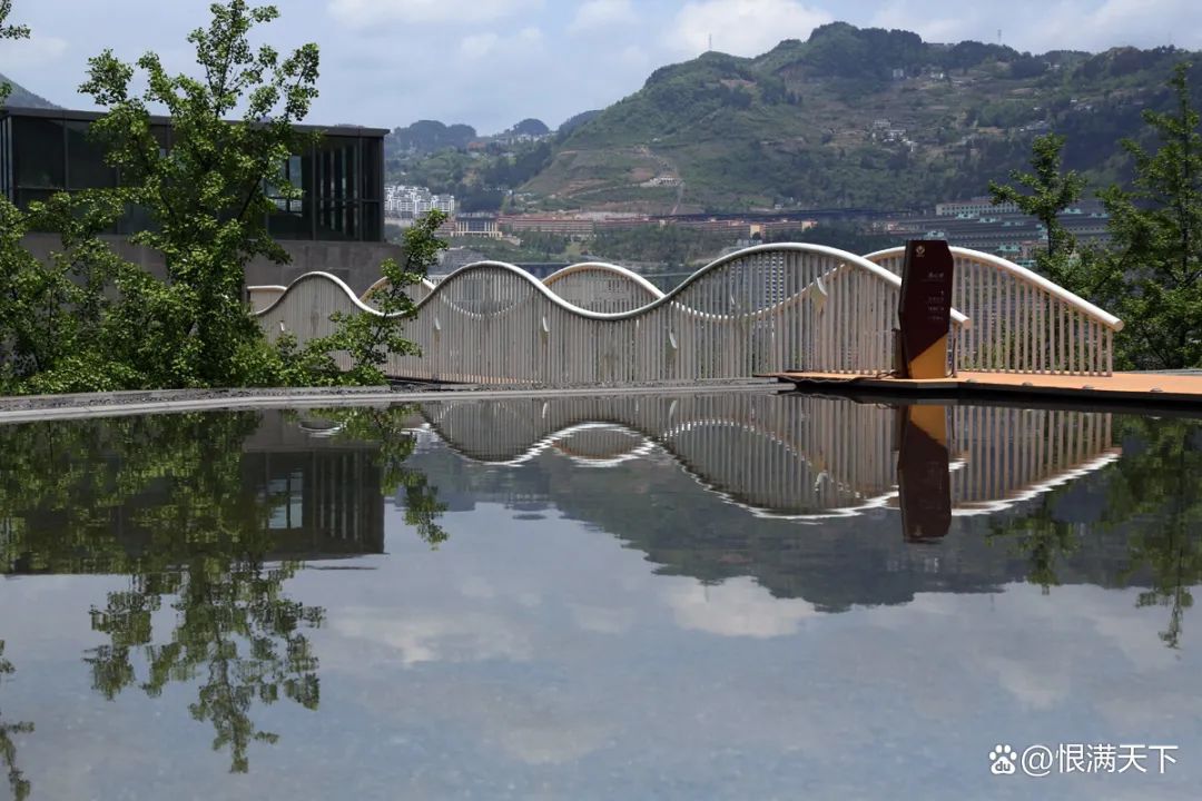 美麗中國(guó)(長(zhǎng)江)生態(tài)攝影采風(fēng)征集活動(dòng)在四川啟動(dòng)